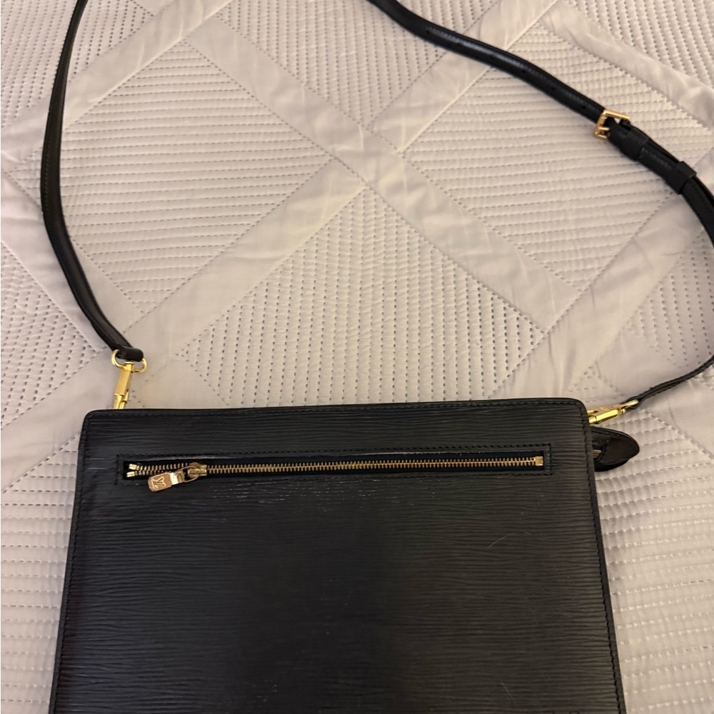 Louis Vuitton Black Leather Bag with Gold Zipper